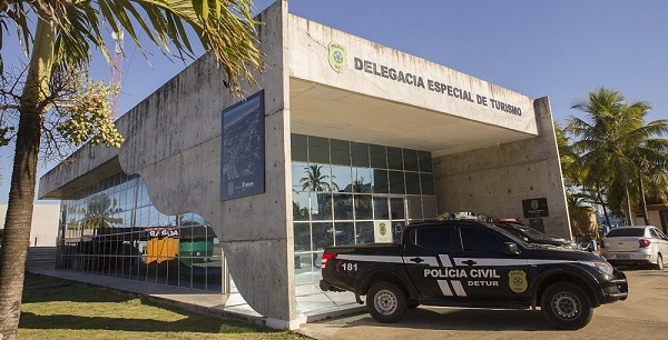 Foragido da Justiça por estupro de vulnerável praticado há 18 anos é preso enquanto almoçava em restaurante da  Zona Sul de Aracaju