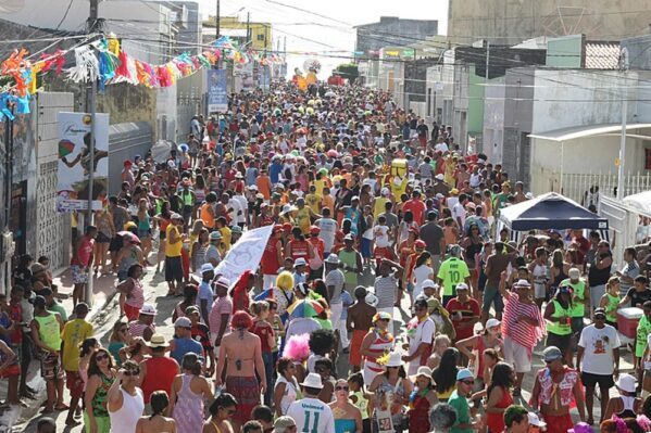 Carnaval 2024: governo de Sergipe e prefeitura de Aracaju decretam ponto facultativo
