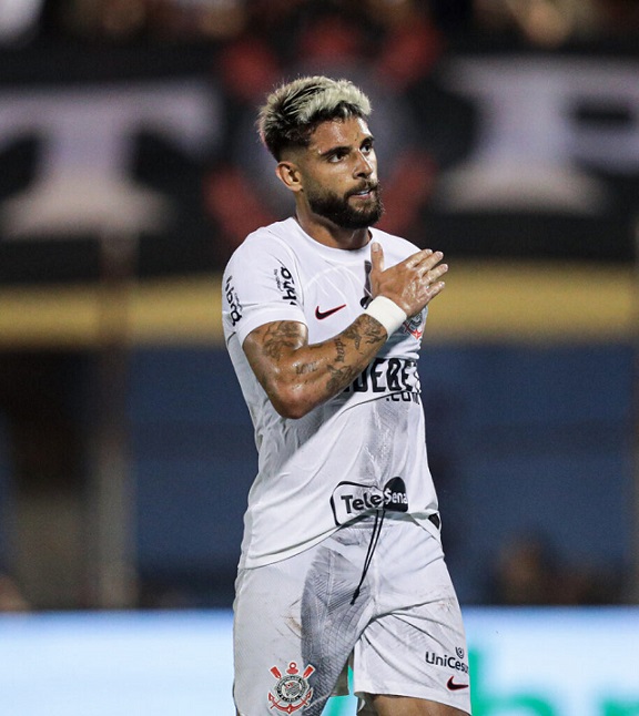Corinthians vence São Bernardo e se classifica para terceira fase da Copa do Brasil