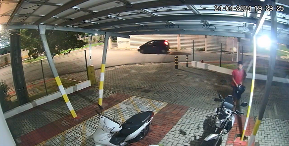 Polícia Civil divulga imagens do suspeito de furtar motocicleta na Zona Sul de Aracaju