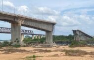 Vereador flagra queda de ponte enquanto denunciava rachaduras