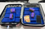 Mulher é presa em flagrante transportando 9 kg de drogas dentro de ônibus em Indiaroba