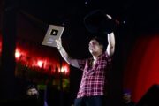 Público lota Praça dos Mercados para curtir shows da primeira noite do Forro Caju 2025; confira a programação desta quinta