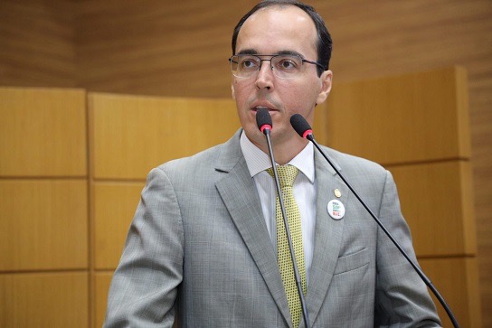“Nosso projeto fogos sem barulho beneficiará crianças, idosos, autistas e animais em Sergipe”, comemora Georgeo Passos