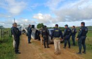 Polícia Rodoviária Federal recupera carro clonado e apreende pistola após perseguição na BR-101