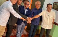 Ao lado do grupo político de Marcos Santana, governador Fábio Mitidieri anuncia que vai despachar um dia por mês em São Cristóvão