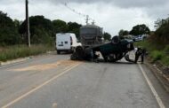 Motorista da Prefeitura de São Cristóvão fica ferido após capotar veículo particular na SE-464