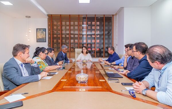 Prefeita Emília Corrêa e governador Fábio Mitidieri alinham estratégias para fortalecer o turismo da capital