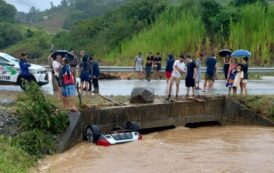 Bebê e casal são encontrados mortos em carro arrastado pela água durante fortes chuvas em Santa Catarina