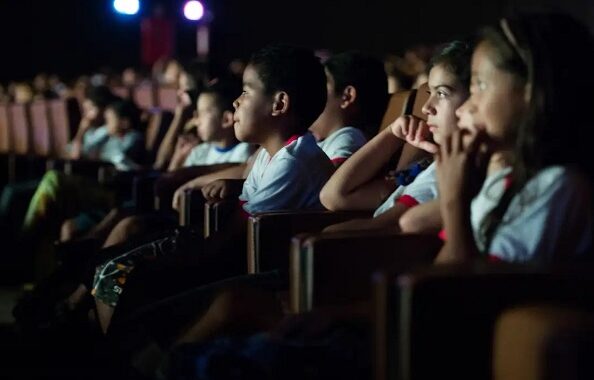 Governo torna obrigatória exibição de filmes brasileiros nos cinemas