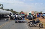 Colisão frontal na BR-101, em Rosário do Catete, deixa duas mortes e cinco pessoas feridas
