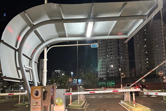 Trabalhadores dos shoppings de Aracaju reagem à cobrança de estacionamento e negociam suspensão da taxa