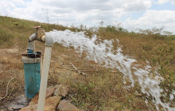 Após reação negativa, Agrese recua e suspende portaria que autorizava cobrança da Iguá sobre poços artesianos