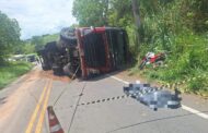Motociclista morre em colisão com caminhão na SE-282, entre Estância e Boquim