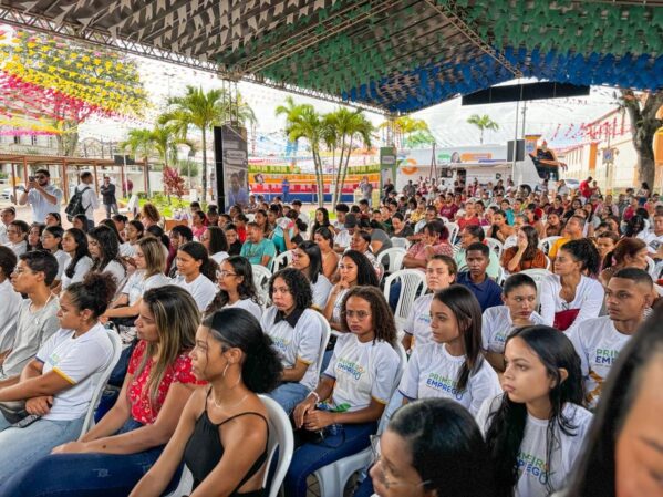 Governo leva oportunidades e renda para capital e interior com mutirões do emprego