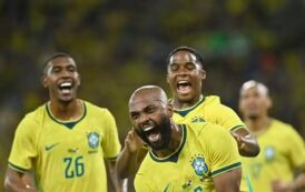 Brasil goleia o Panamá na véspera do embarque para a Copa do Mundo