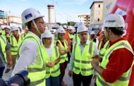 Ministro das Cidades visita obra de construção de 288 residências em São Cristóvão