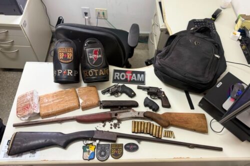 Ação integrada entre PMs de Sergipe e Alagoas apreende cinco armas e mais de dois quilos de cocaína durante operação da Renoe