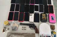Confronto com a Radiopatrulha termina com um morto e apreensão de armas, drogas e munições em São Cristóvão
