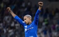 Flamengo perde para o Cruzeiro nos acréscimos e desperdiça chance de liderança