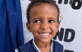 Corpo de criança que morreu após ser atropelada por ônibus escolar é sepultado em Indiaroba