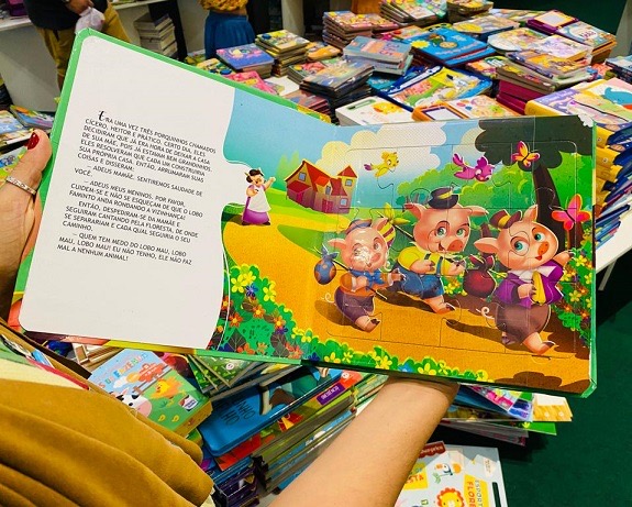 Feira de Livros acontece até dia 25 no RioMar Aracaju