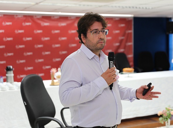 Outubro Rosa: em palestra no MPT-SE, médico alerta para prevenção do câncer de mama