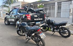 Polícia Militar recupera quatro motocicletas furtadas e prende homem em flagrante em Aracaju