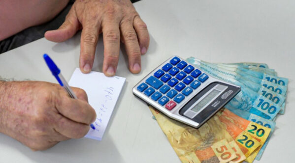 Prazo para optar pelo Simples Nacional termina nesta quinta-feira, 15